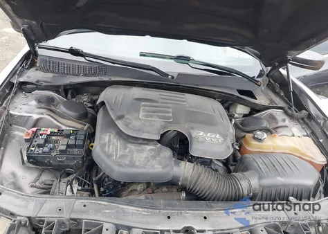 2013 Chrysler 300 from USA, damaged, VIN 2C3CCAAG9DH735717